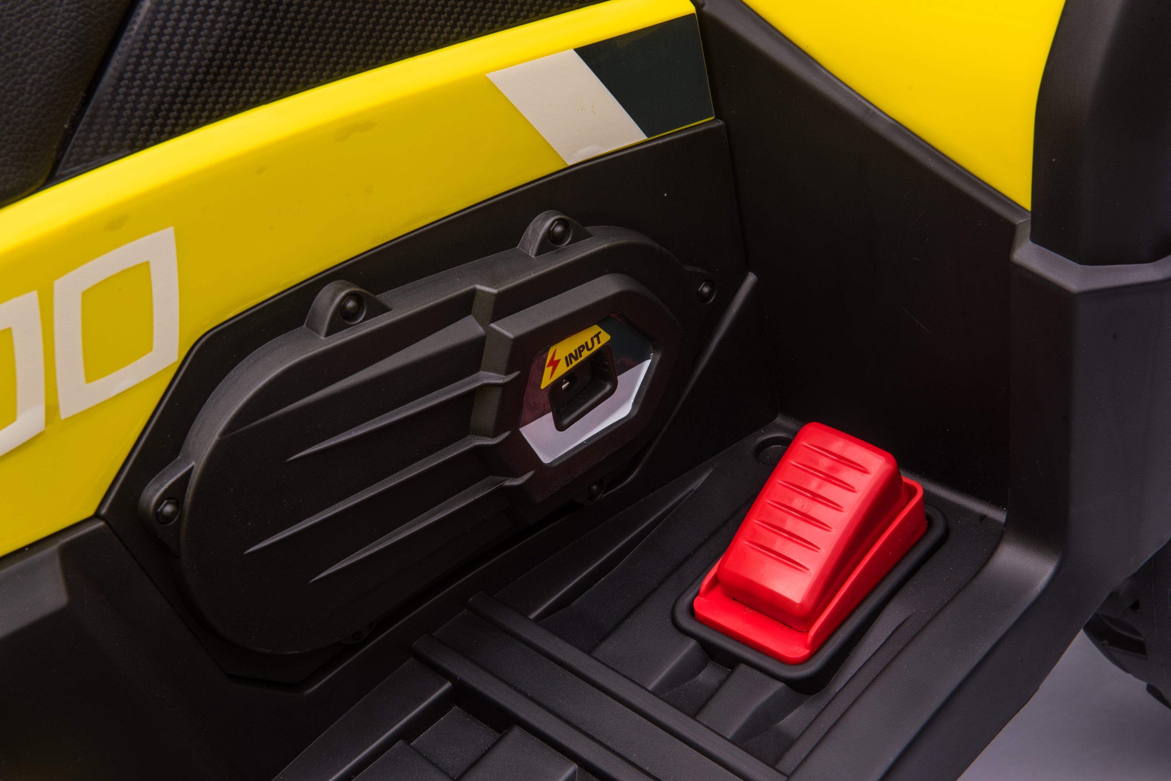 DESERT SQUAD 4Χ4 12V ELECTRIC BULLS